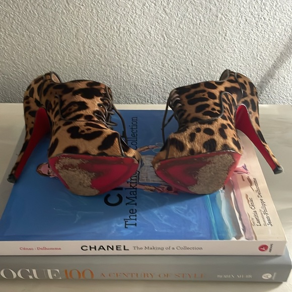 Leopard Heels - Picture 2 of 4